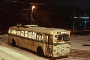 1948 CanCar Brill trolley coach on a snowy 1974 night at the old Chico Street bus loop in Stanley Park. Photo by Angus McIntyre